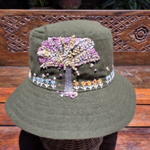 615426 Hand-Embroidered Cotton Hat