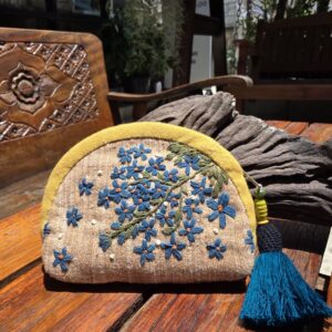 LINE_ALBUM_12769 _1_261020_9 Hand-Embroidered Cotton Bag
